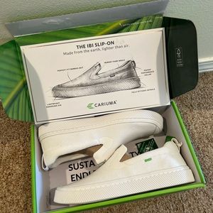 Cariuma IBI Slip On White Knit Sneaker NWT Men 9 Women 10.5